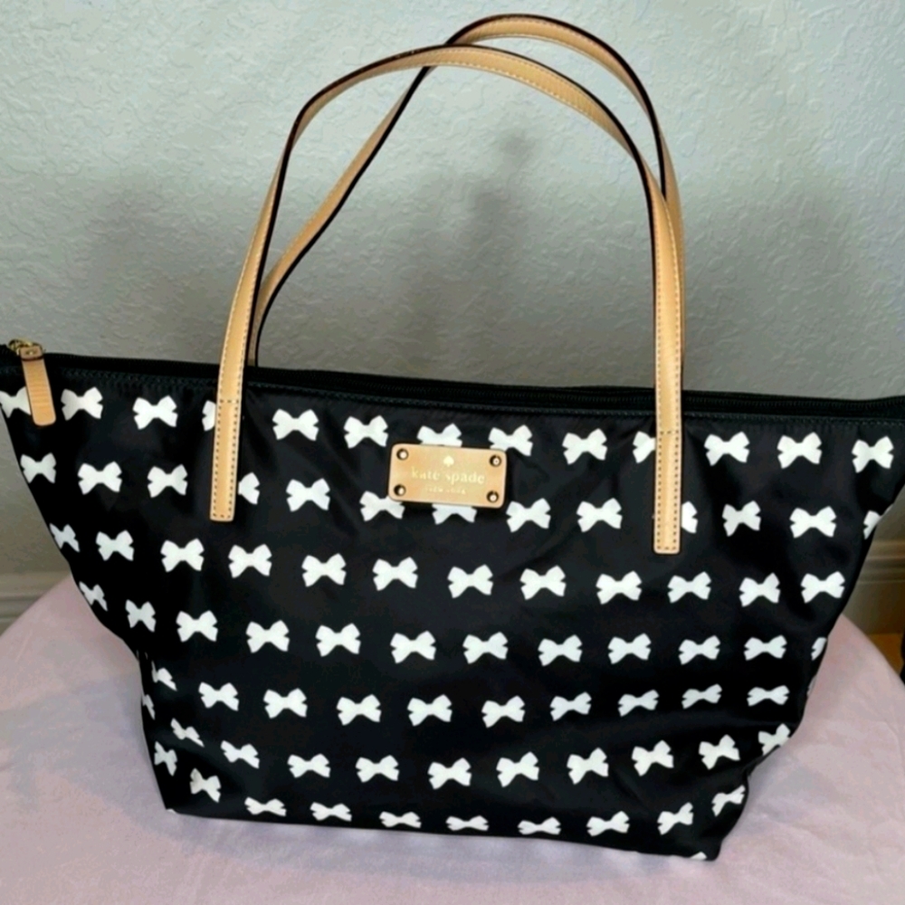 BNWT Kate Spade Nylon Bow Bag in Black and White